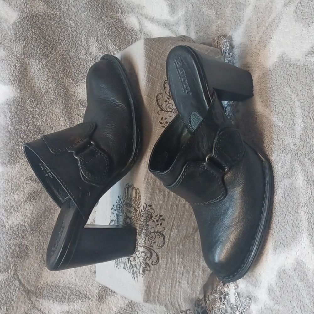 born. Women's Black Heeled Mules Size 6 - Picture 2 of 14